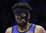 九游官网入口活动-包含NBA巨星表现出色，球迷心中的偶像再次闪耀的词条