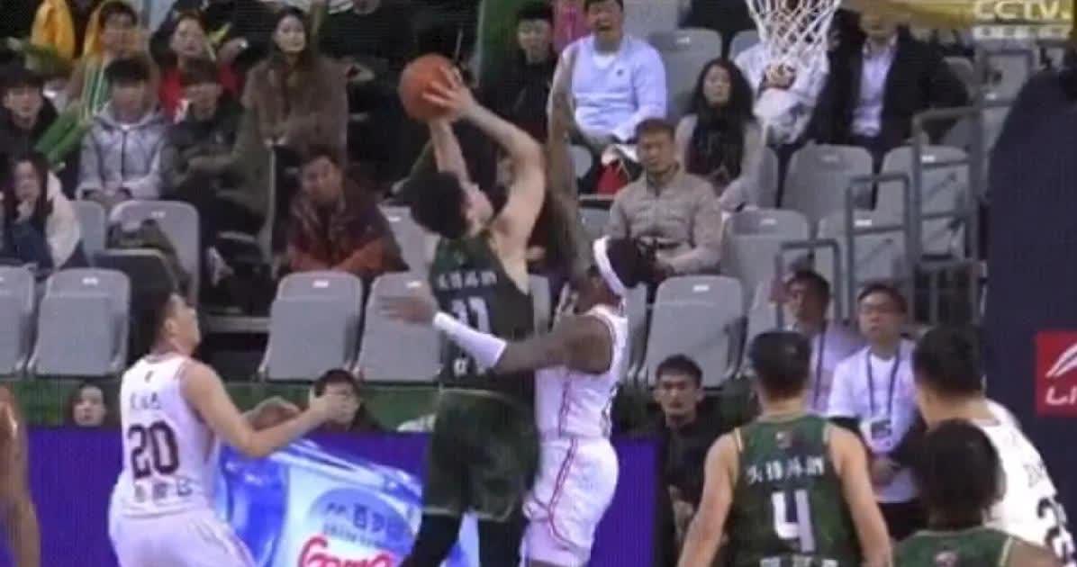 广东宏远主场遭遇惨败，客场之行不顺的简单介绍